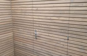 Image - Holzfassade mit Lärchenholz 